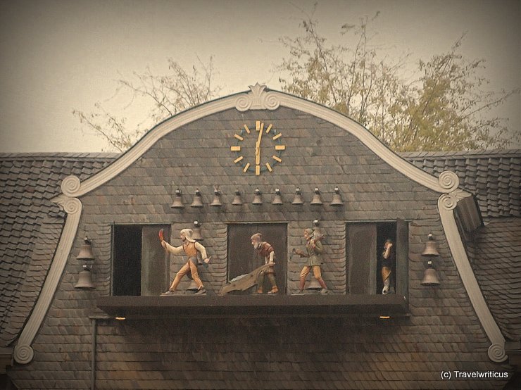 Glockenspiel at the Kaiserringhaus in Goslar